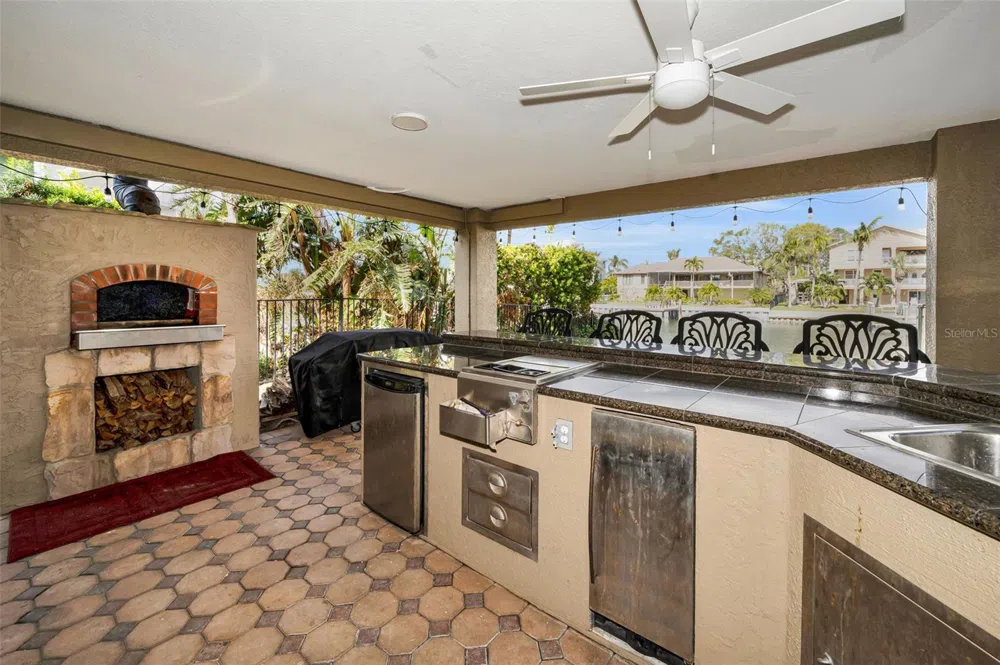 119 8TH STREET E Tierra Verde, FL 33715