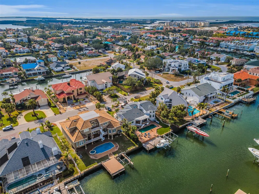 119 8TH STREET E Tierra Verde, FL 33715