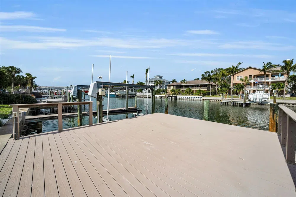 119 8TH STREET E Tierra Verde, FL 33715