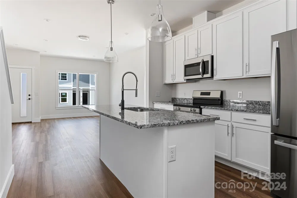 223 Cherrywood Way Asheville, NC 28806