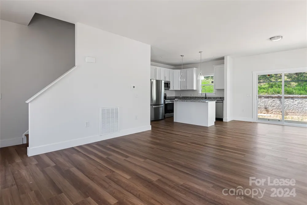 228 Cherrywood Way Asheville, NC 28806