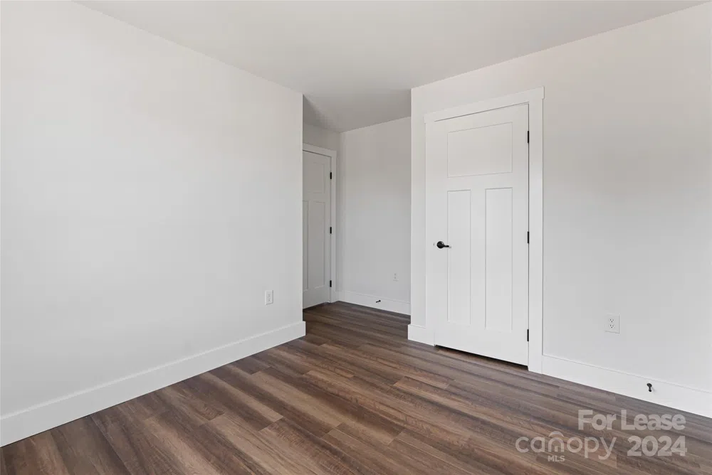 228 Cherrywood Way Asheville, NC 28806