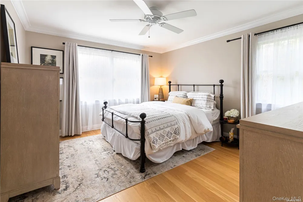 29 Missapoque Avenue Southampton, NY 11968