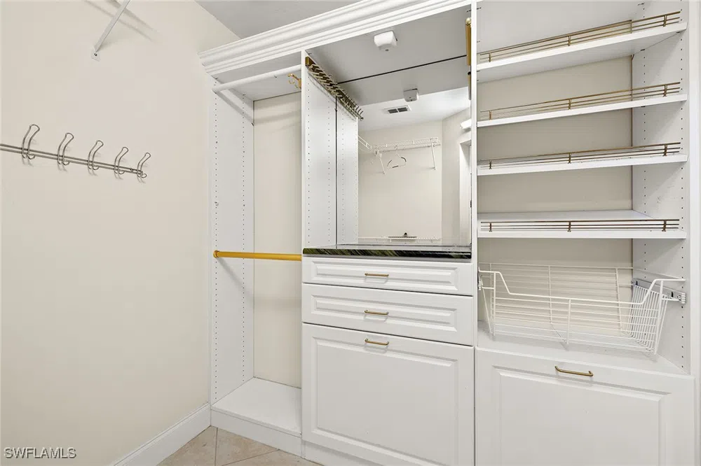 Captn Kate Court #22 Naples, FL 34110