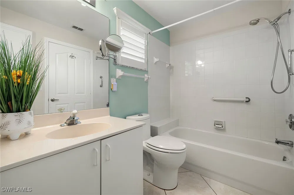 Captn Kate Court #22 Naples, FL 34110