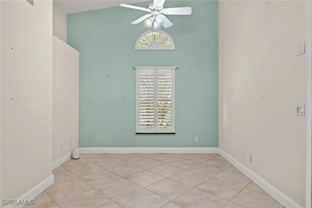 Captn Kate Court #22 Naples, FL 34110