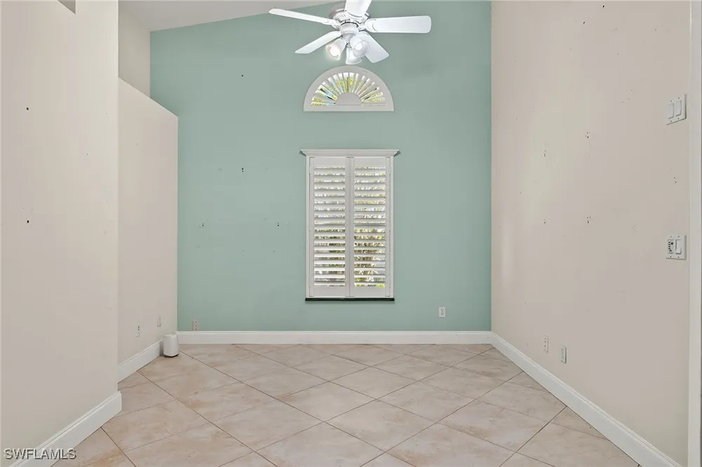 Captn Kate Court #22 Naples, FL 34110