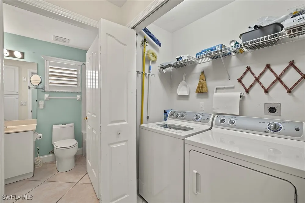 Captn Kate Court #22 Naples, FL 34110