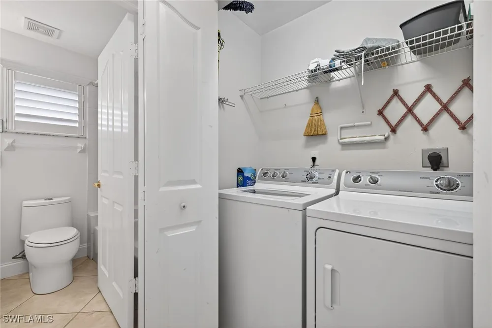 Captn Kate Court #22 Naples, FL 34110