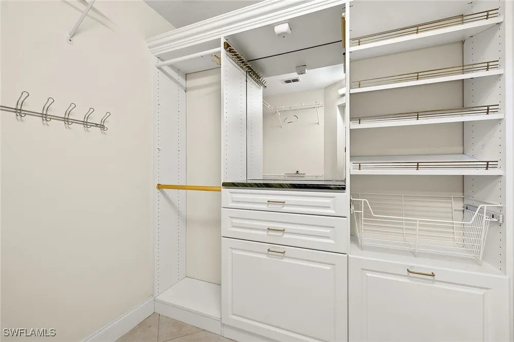 Captn Kate Court #22 Naples, FL 34110