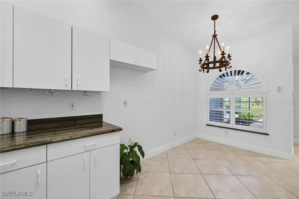 Captn Kate Court #22 Naples, FL 34110