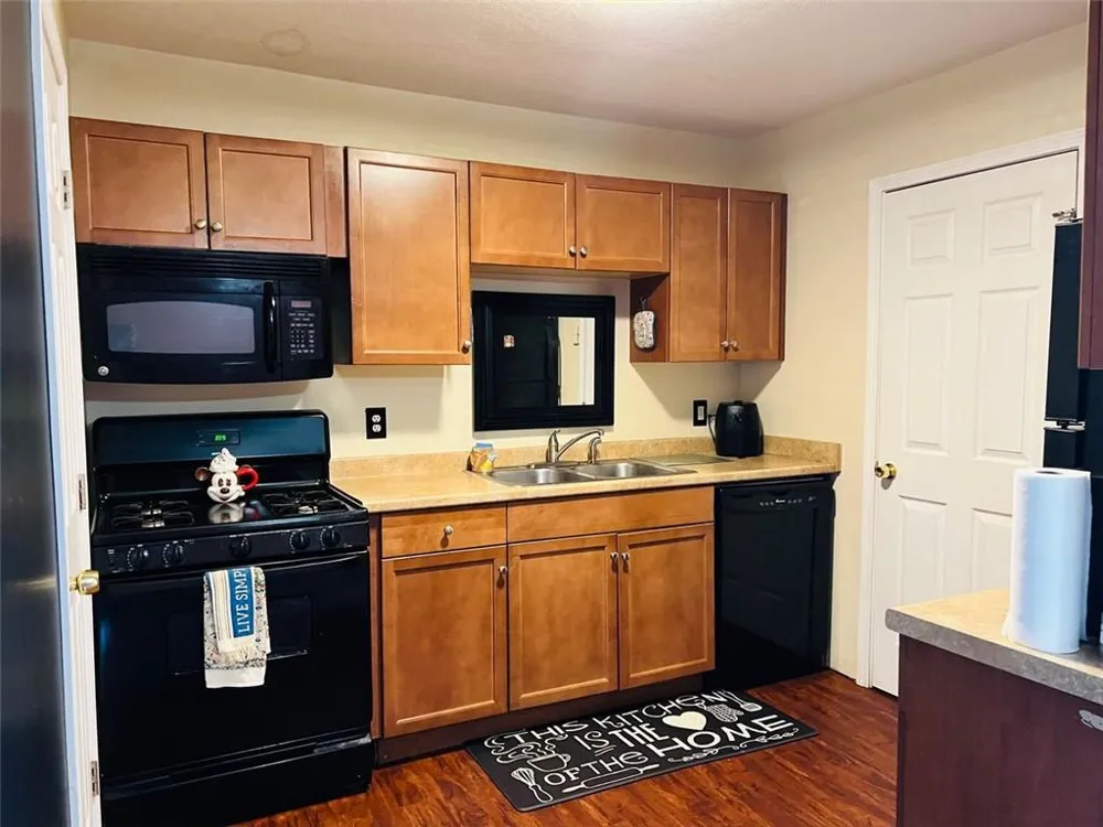 2711 Greystone Court Austell, GA 30106