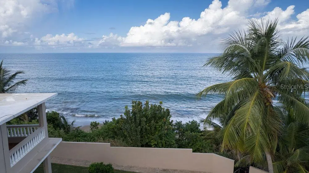 A-9 THE SANDS Vieques, PR 00765