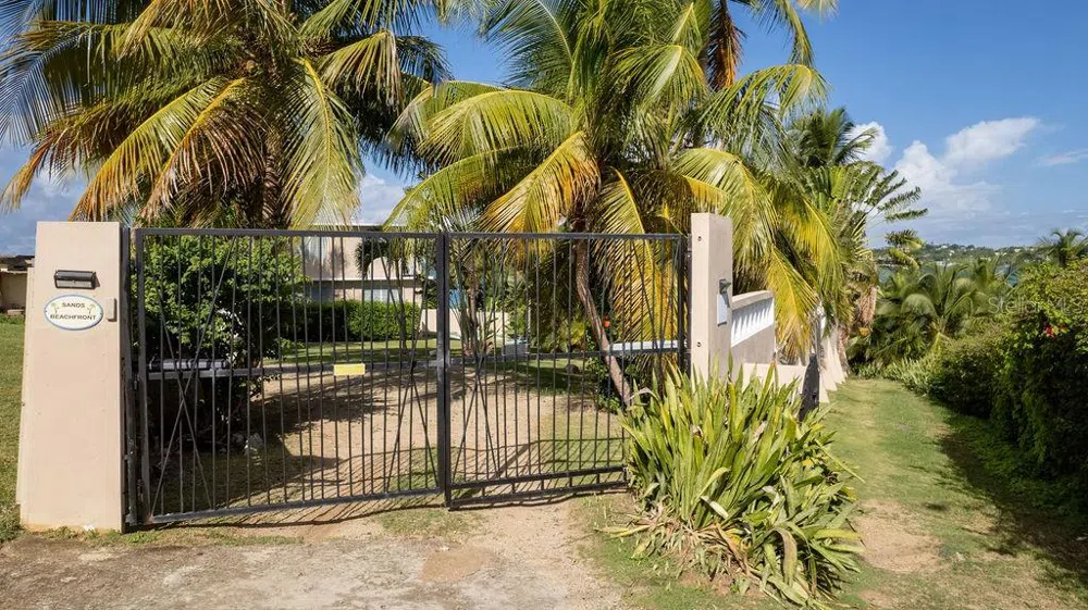 A-9 THE SANDS Vieques, PR 00765