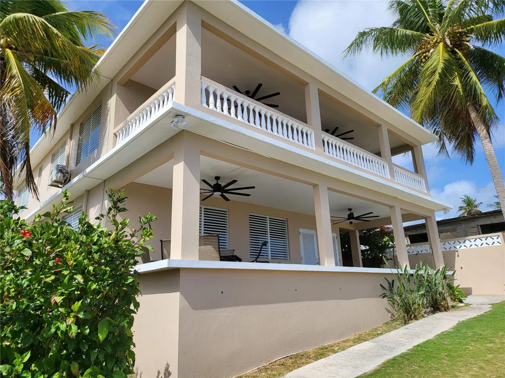 A-9 THE SANDS Vieques, PR 00765
