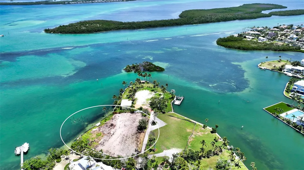 6516 BAYOU HAMMOCK ROAD Longboat Key, FL 34228