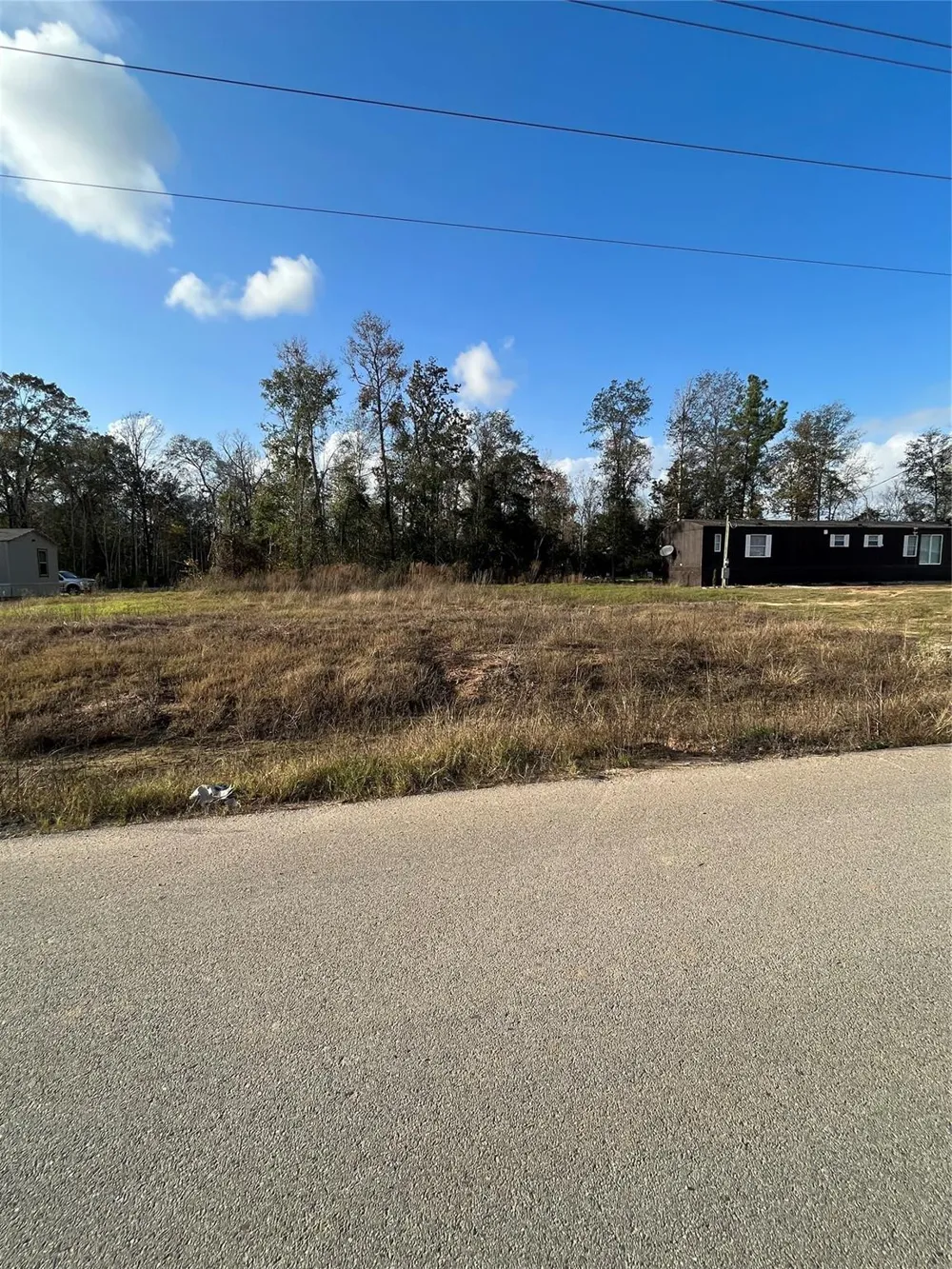 255 County Road 373 Splendora, TX 77372