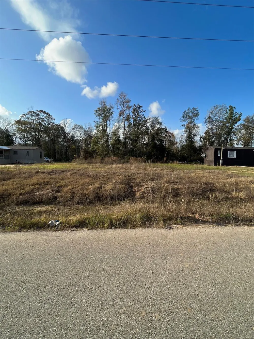 255 County Road 373 Splendora, TX 77372