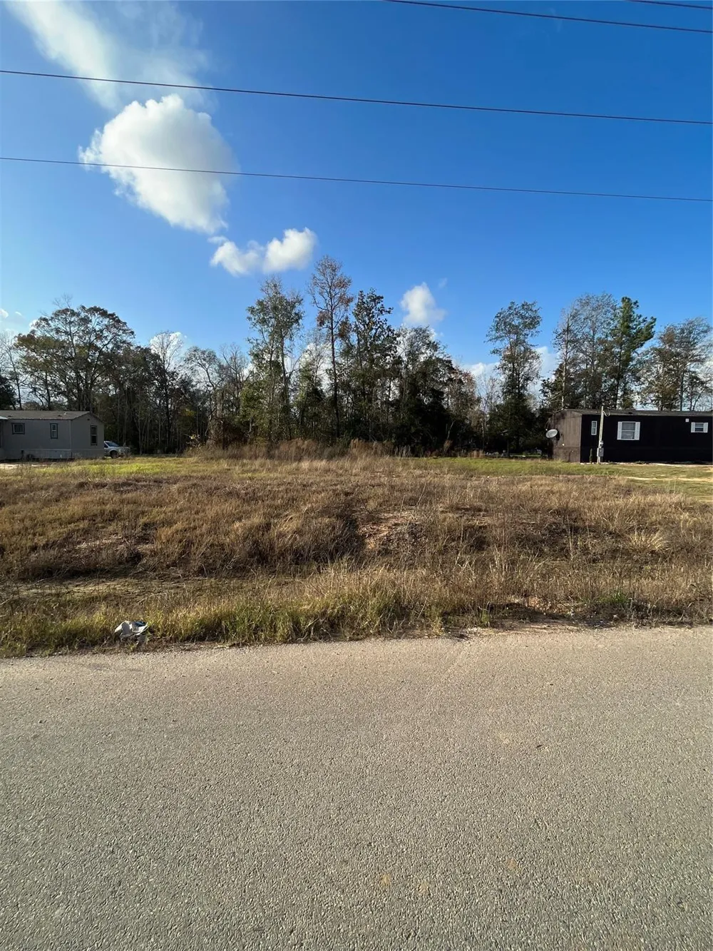 255 County Road 373 Splendora, TX 77372