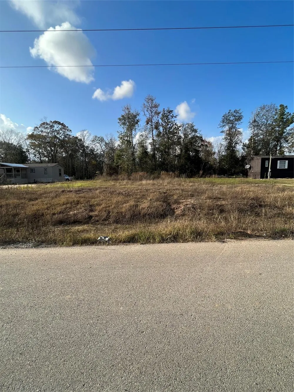 255 County Road 373 Splendora, TX 77372