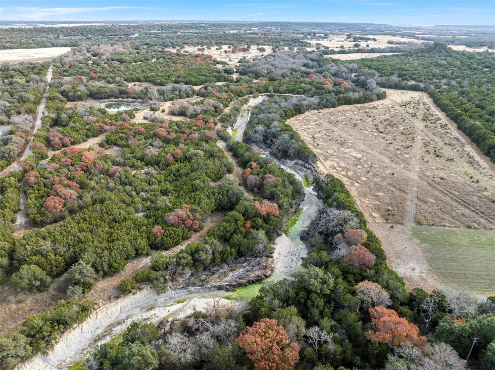 County road 4195 Clifton, TX 76634
