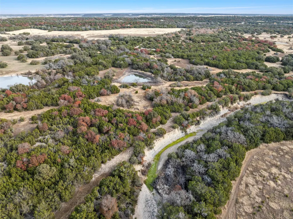 County road 4195 Clifton, TX 76634