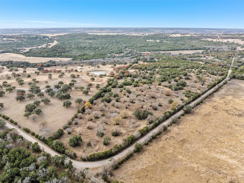 County road 4195 Clifton, TX 76634