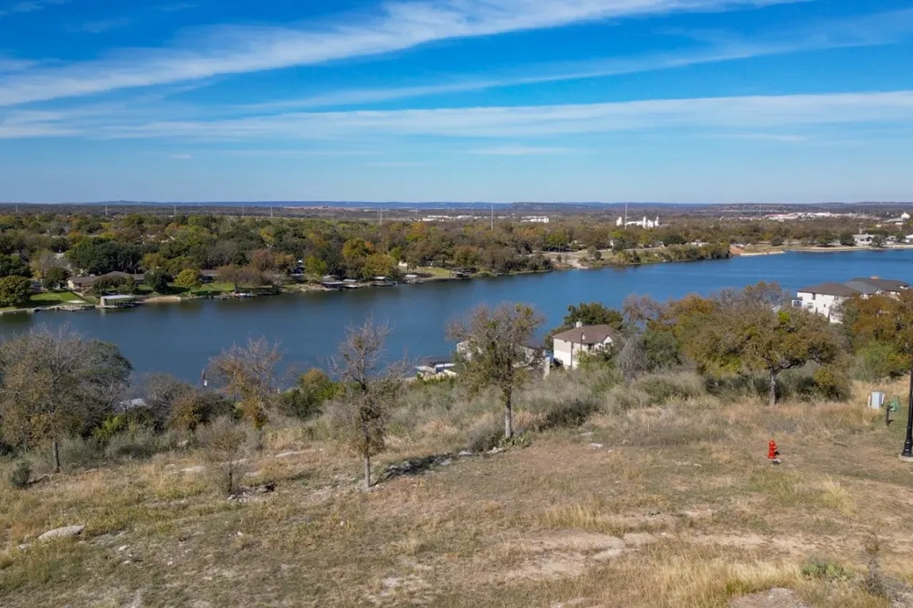 528 Bendito Way Marble Falls, TX 78654