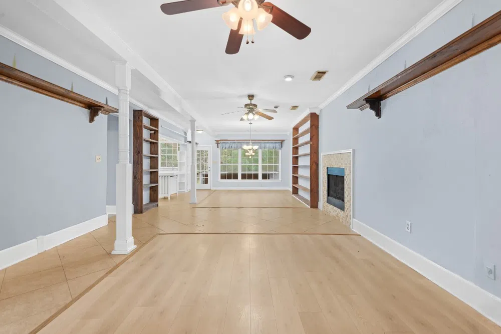 20024 W Lakeshore Drive Magnolia, TX 77355