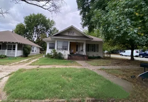 1230 W Woodard Street