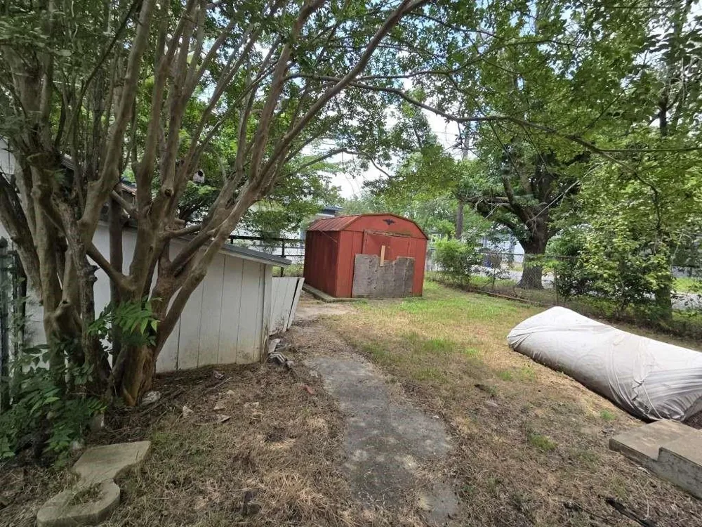 1230 W Woodard Street Denison, TX 75020