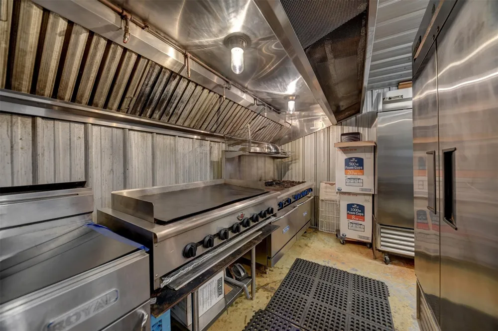 10919 Highway 36 Bellville, TX 77418
