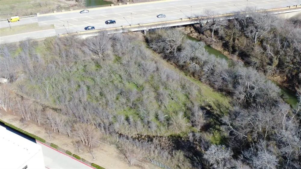 lakeside Drive Grapevine, TX 76051
