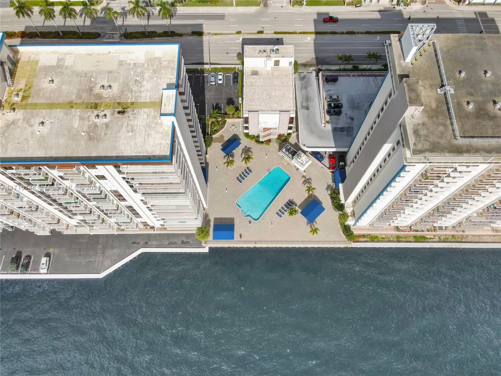 1600 S Ocean Dr #2F Hollywood, FL 33019