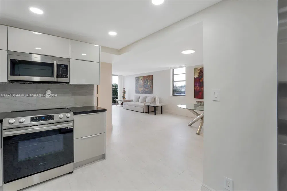 1600 S Ocean Dr #2F Hollywood, FL 33019