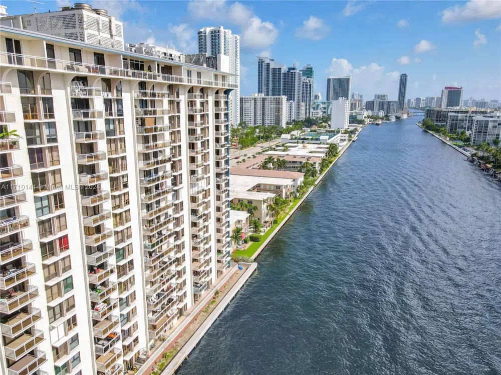 1600 S Ocean Dr #2F Hollywood, FL 33019