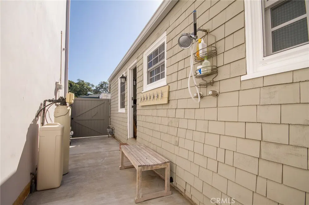 1905 E Balboa Boulevard Newport Beach, CA 92661
