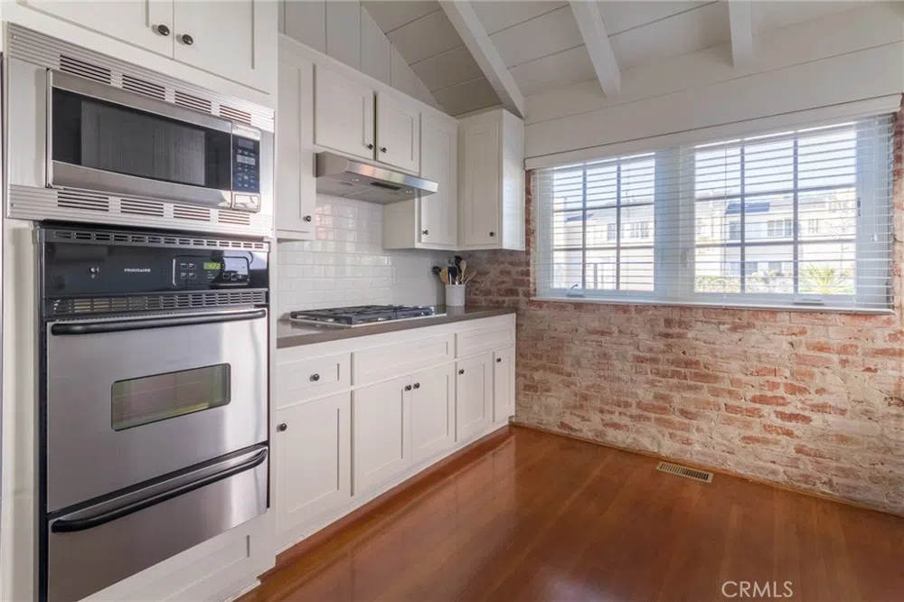 1905 E Balboa Boulevard Newport Beach, CA 92661