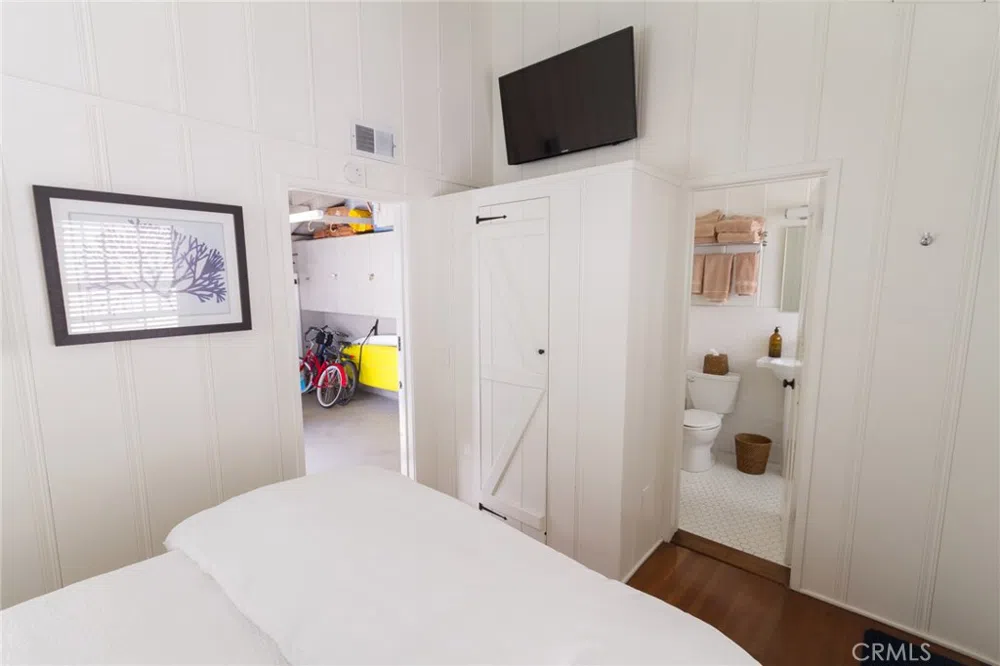 1905 E Balboa Boulevard Newport Beach, CA 92661