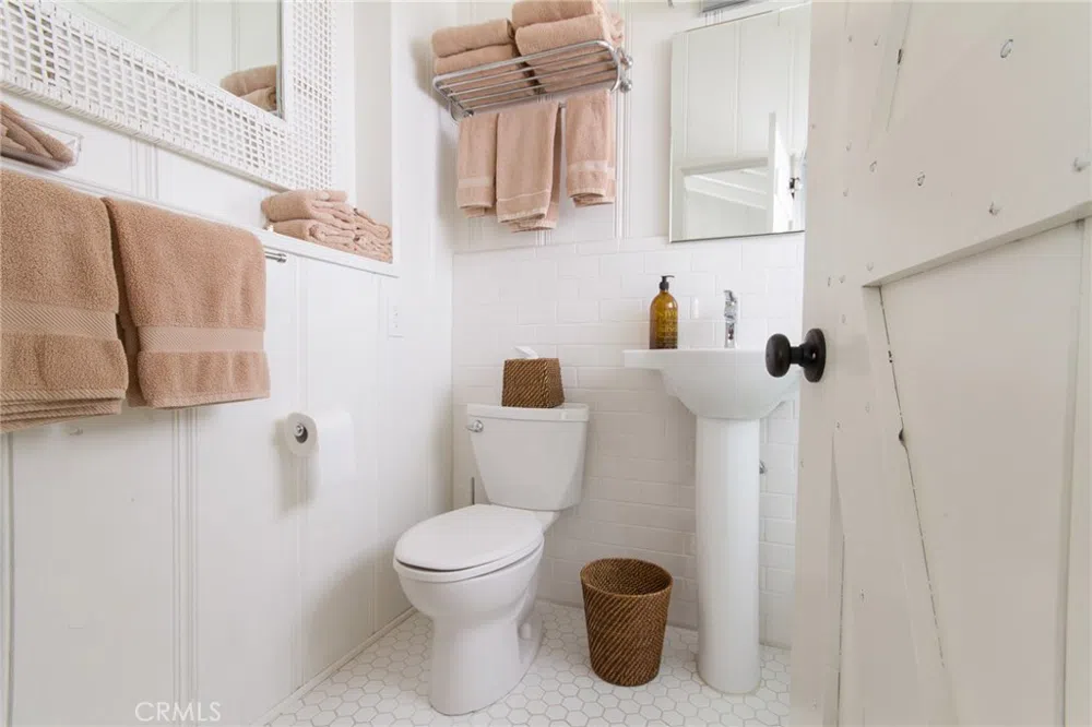 1905 E Balboa Boulevard Newport Beach, CA 92661