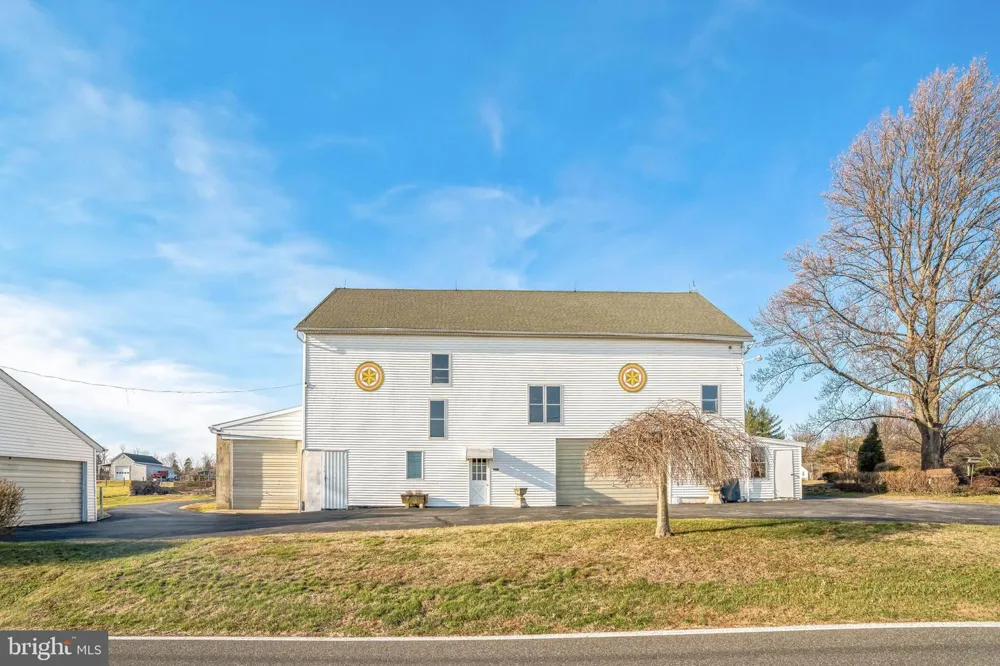 411 SWAMP PIKE Schwenksville, PA 19473