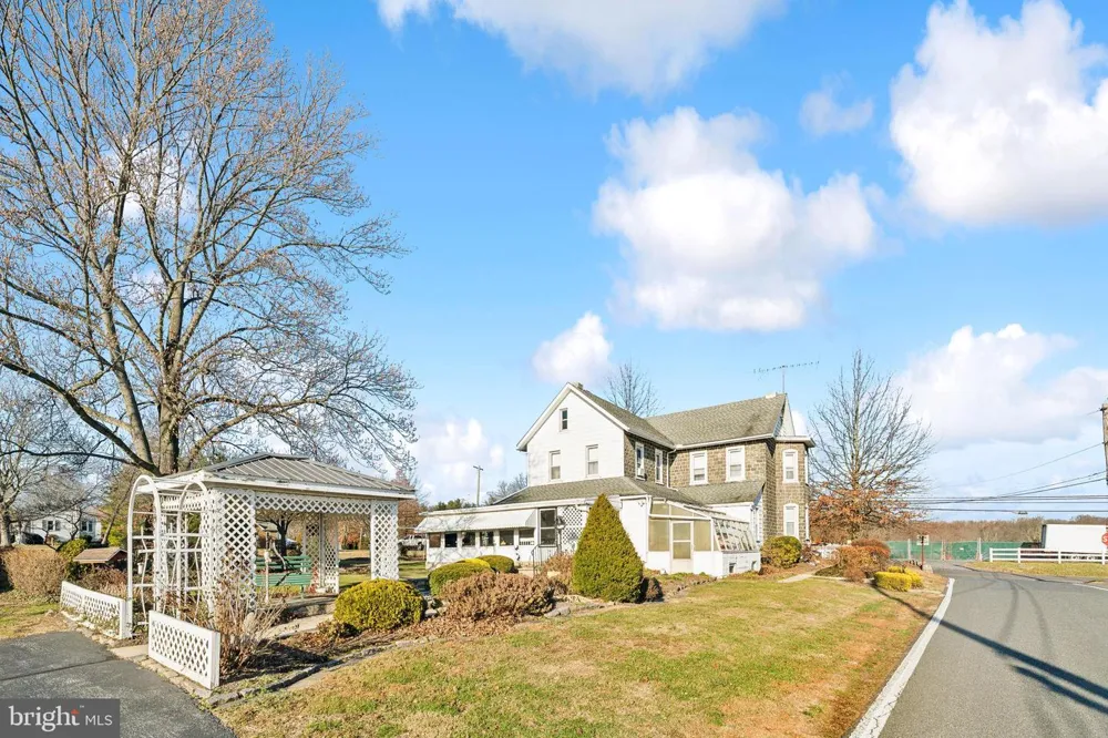 411 SWAMP PIKE Schwenksville, PA 19473