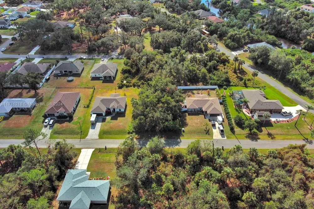 3 Sargon Ave North Port, FL 34287