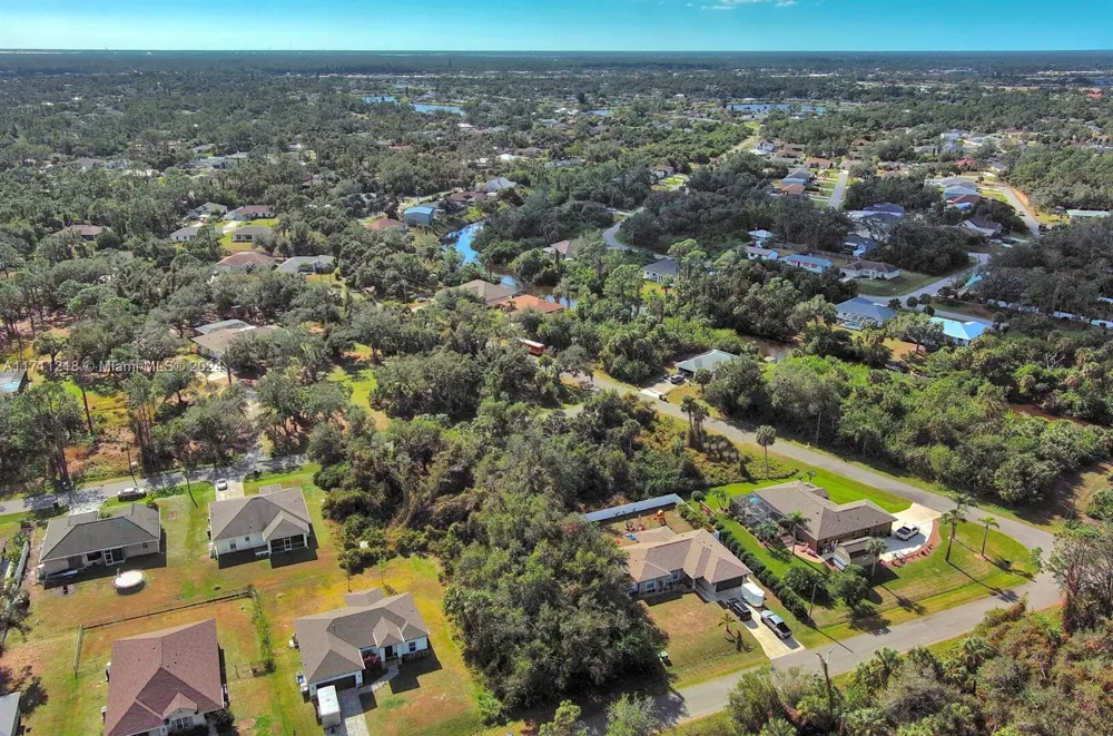 3 Sargon Ave North Port, FL 34287
