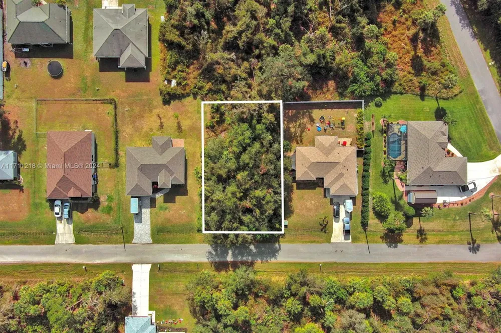 3 Sargon Ave North Port, FL 34287