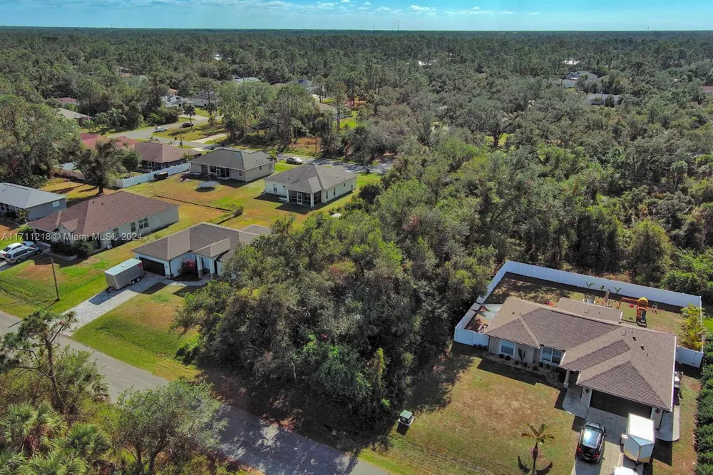 3 Sargon Ave North Port, FL 34287