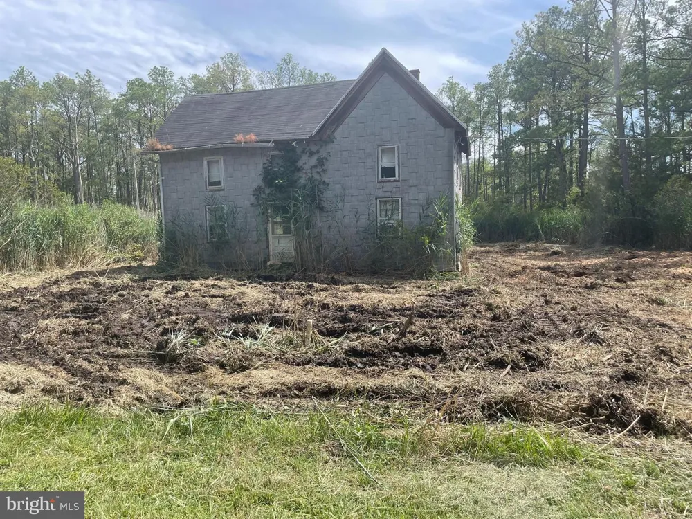 2746 CALVARY Crisfield, MD 21817