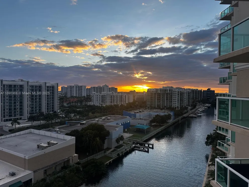 3330 NE 190 ST #1215 Aventura, FL 33180