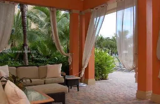 3330 NE 190 ST #1215 Aventura, FL 33180
