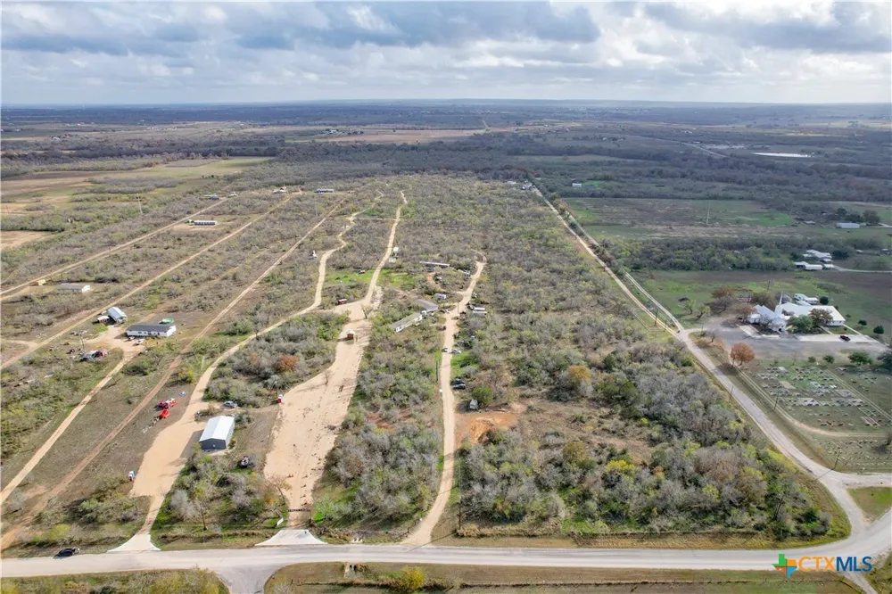 3237 Church Road Seguin, TX 78155